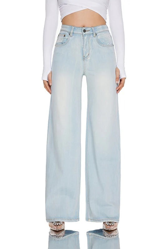 Summer Denim Done Right: 5 Effortless Ways to Style Your Oneso Jeans in the Heat!☀️