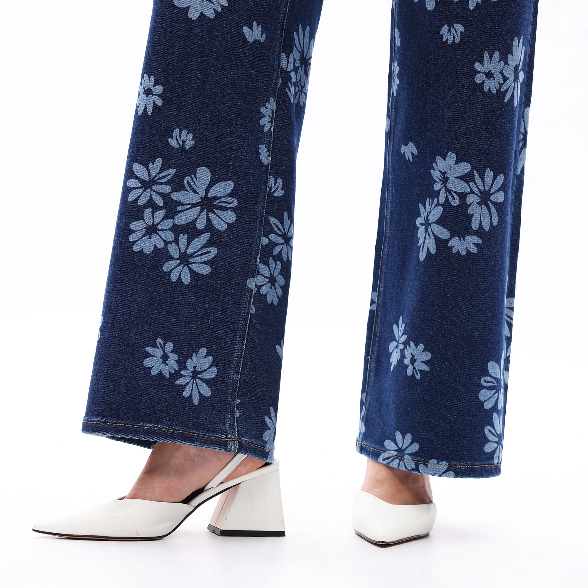 Real Pockets for Real Lives: How ONESO Designs Freedom Into Every Pair