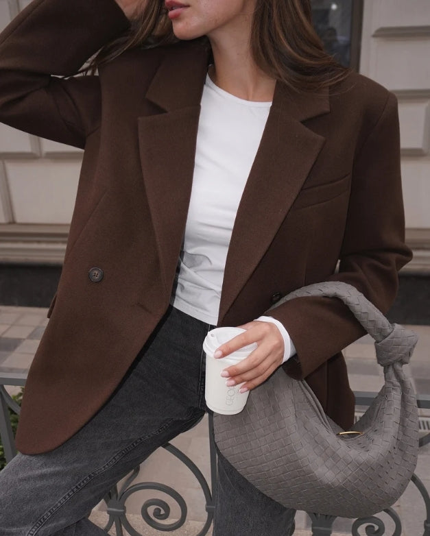 How to Style Jeans With a Blazer in Fall 2026: 9 Chic Outfit Ideas