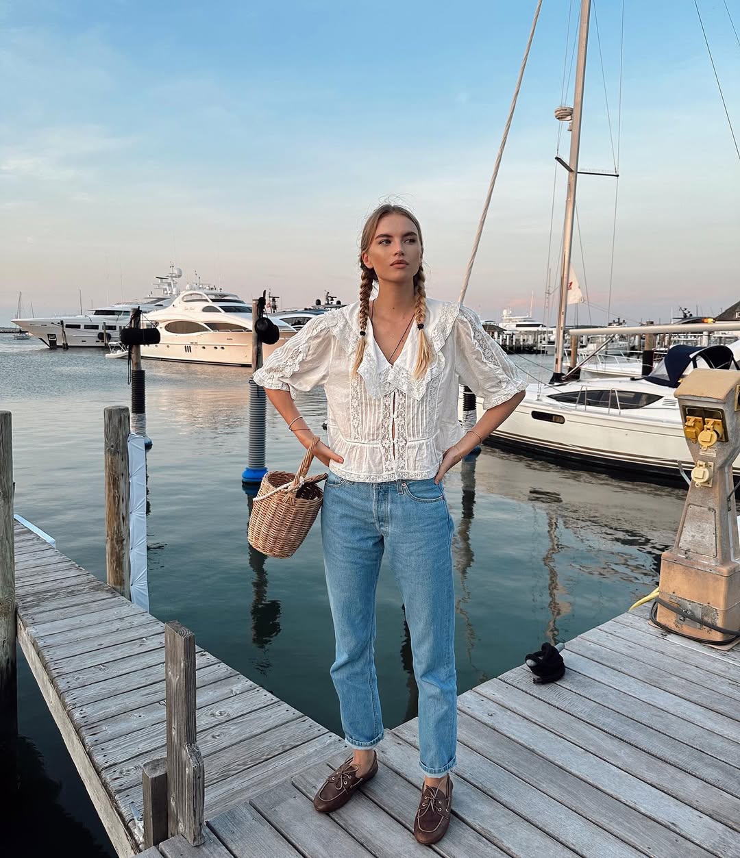 ☔ Rainy Day Style? ONESO’s Got You! ☔