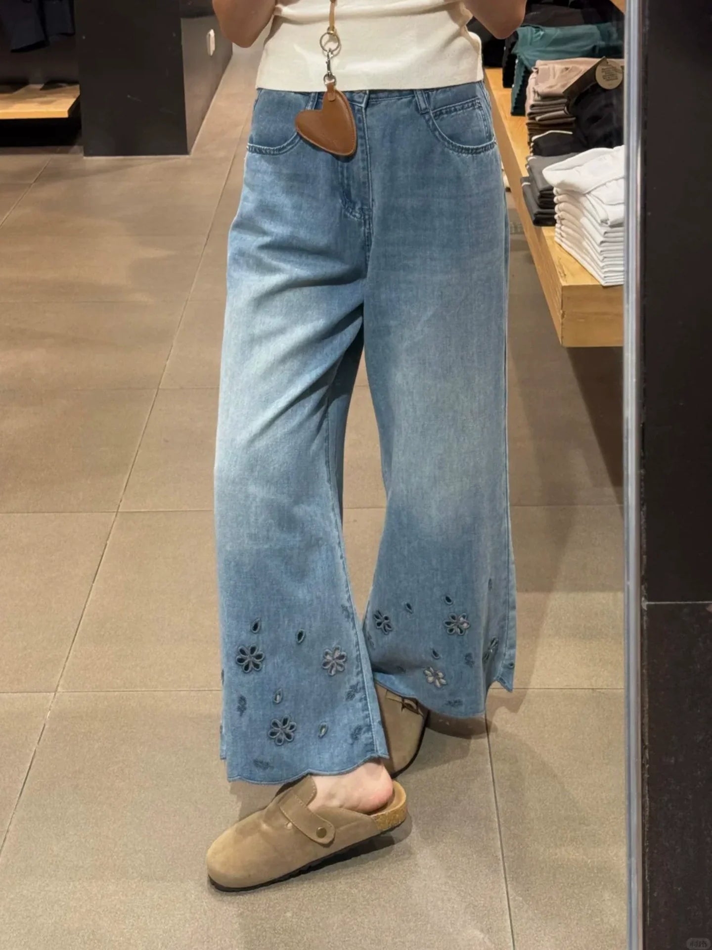 Obsessed with the Details: The 5-Degree Tilt You Never Noticed (But Your Hip Will Thank You For)