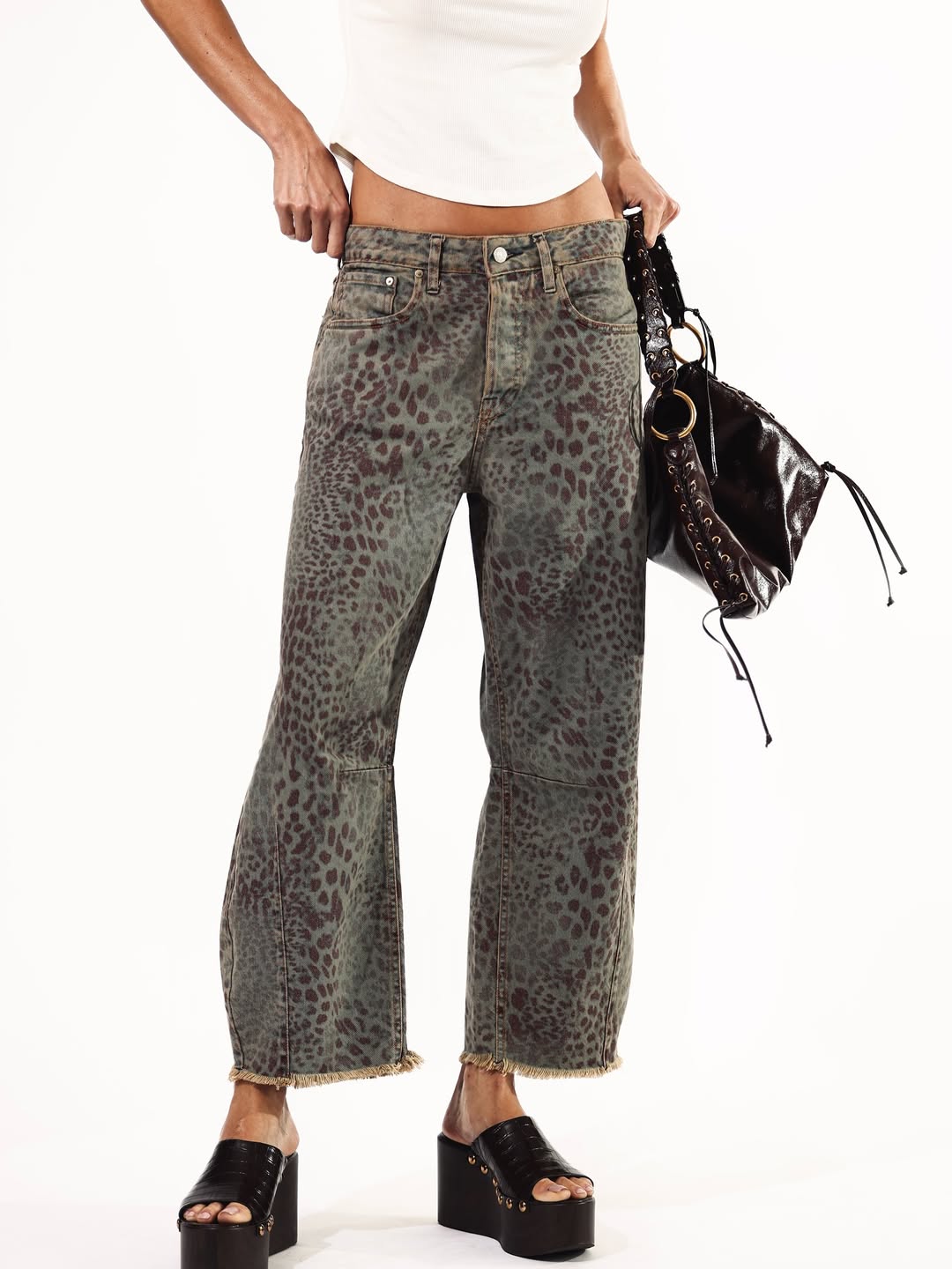 Find Your Perfect Fit: The Ultimate ONESO Jeans Sizing Guide 📏