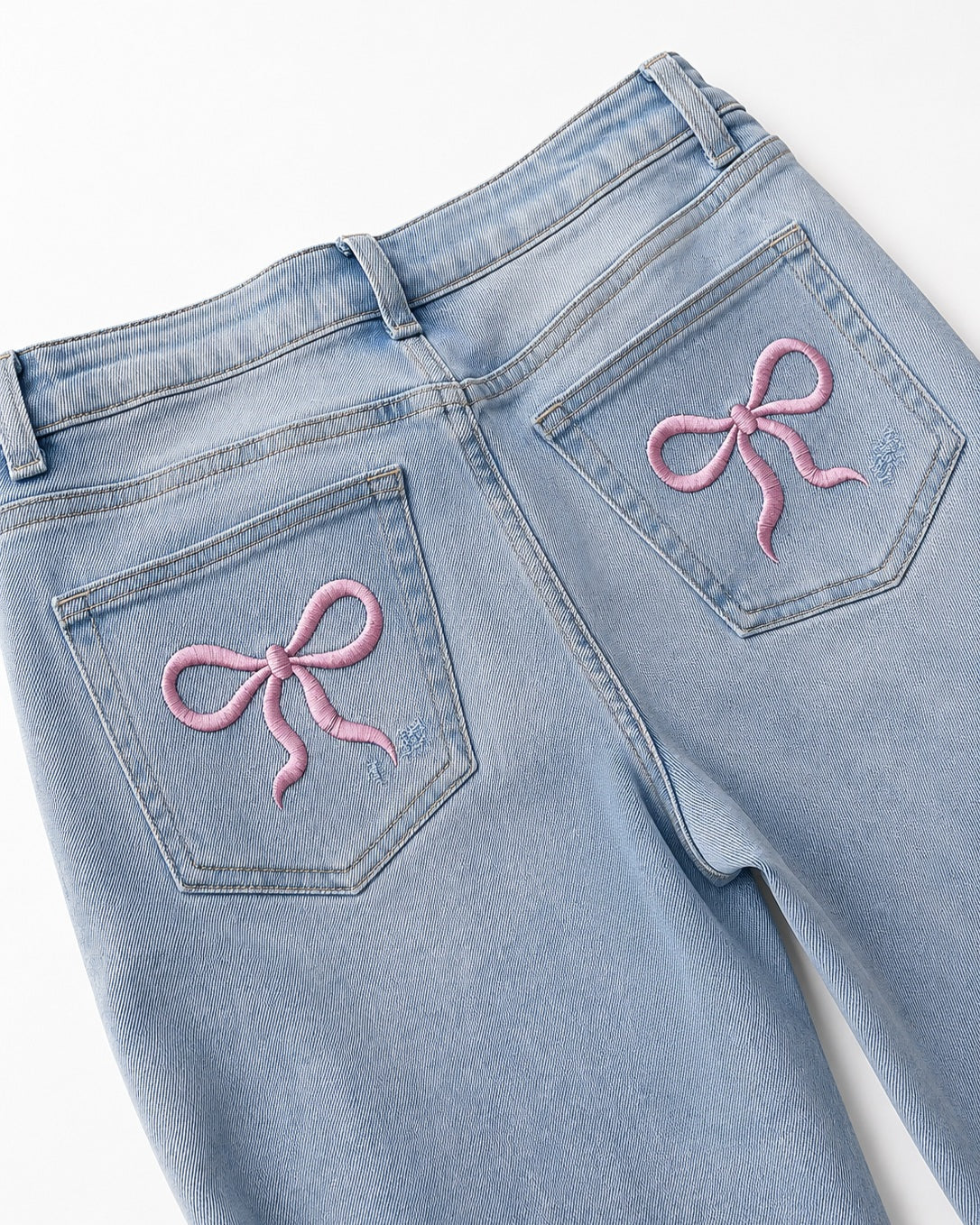 What Are ONESO BBL Jeans? Fit, Style and Comfort Guide