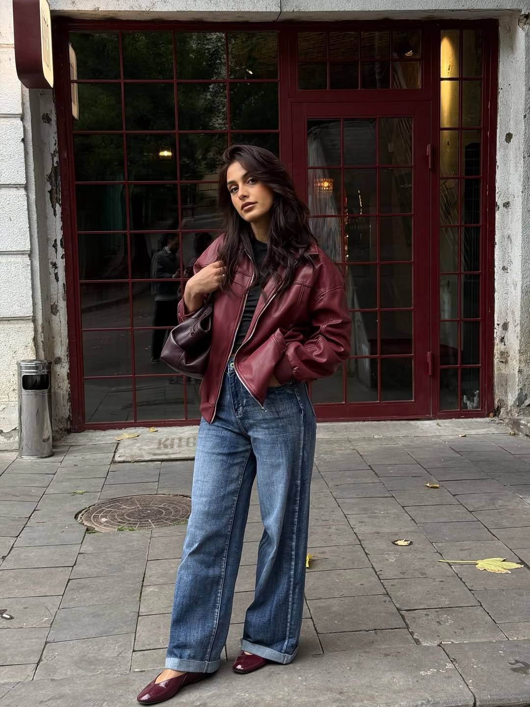 Best Jeans for Apple-Shaped Body