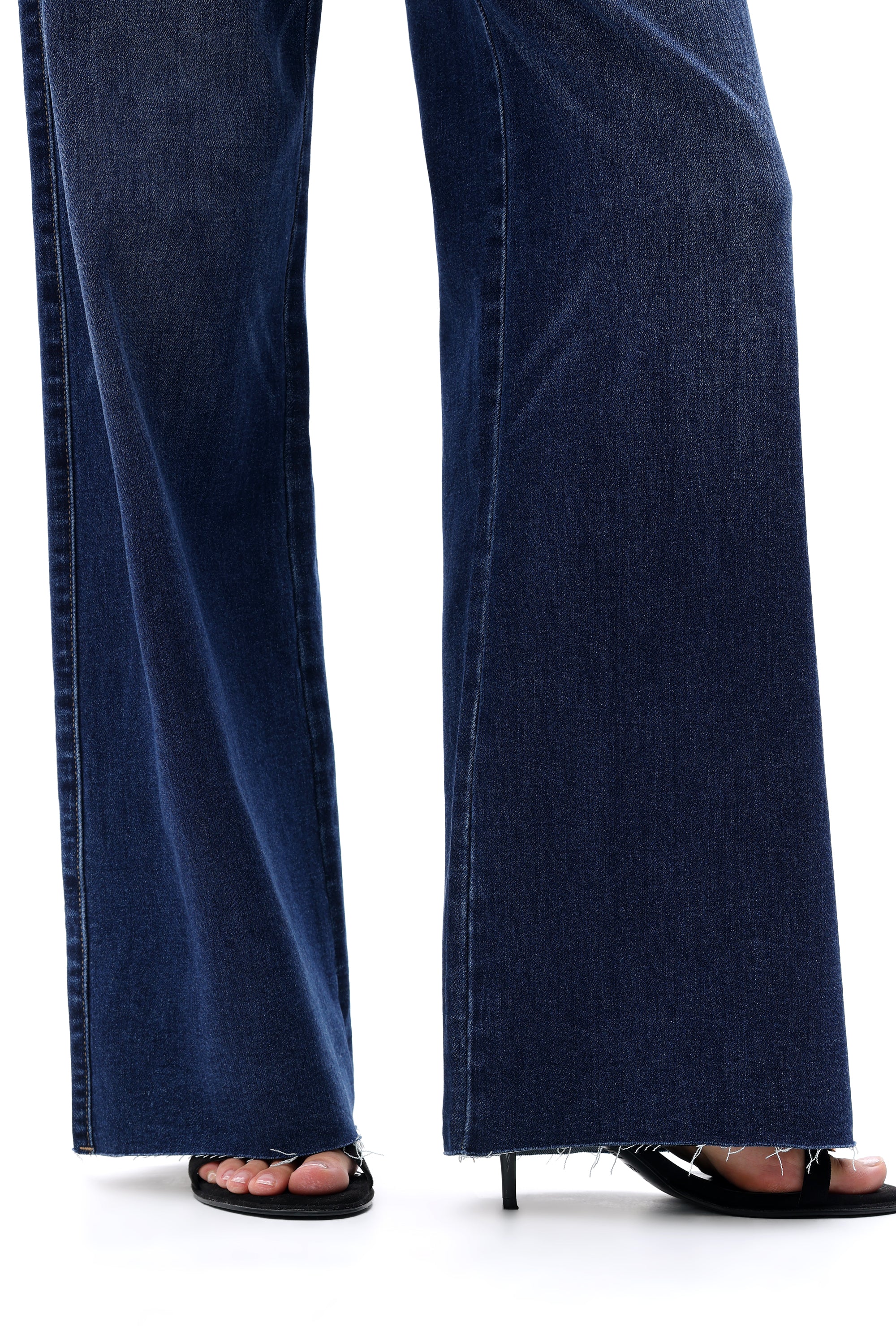 ONESO Coastal-Inspired Mid Rise Wide Leg Jeans