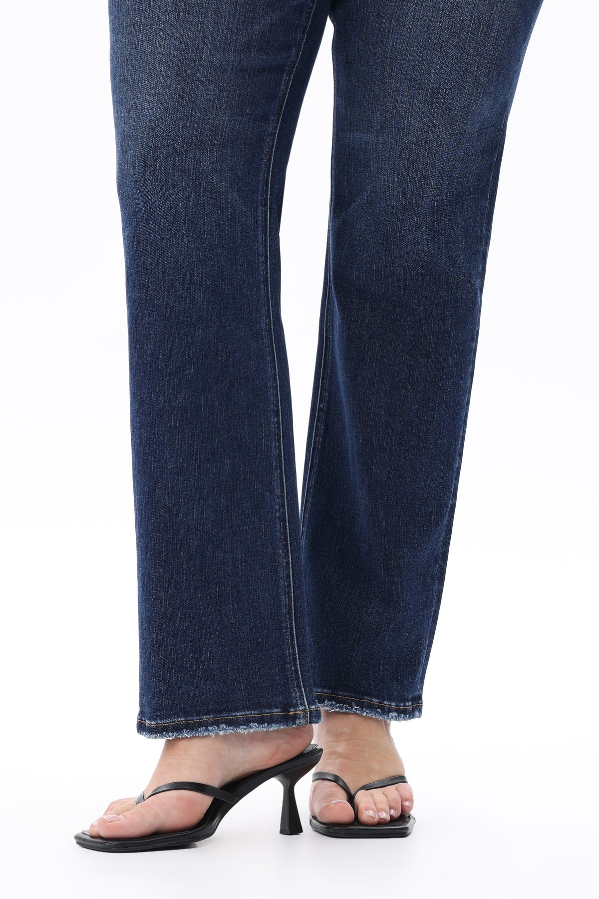 ONESO Classic Mid Rise Slim Straight Plus Jeans