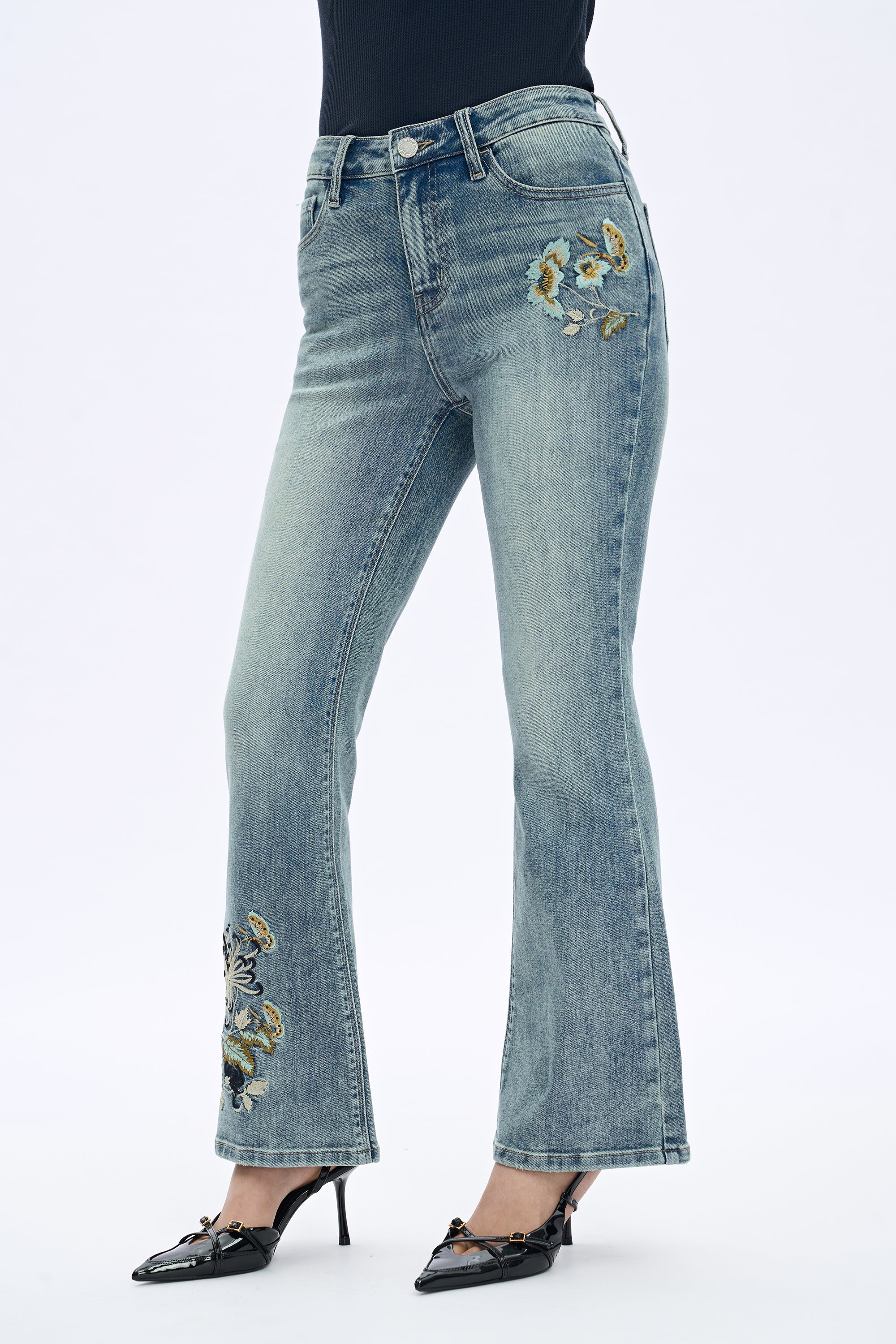 ONESO Women's Embroidered Curve Slim Fit Mid-Rise Jeans