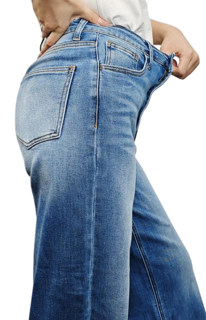 Wide Leg High Waisted Stretch Baggy Jeans