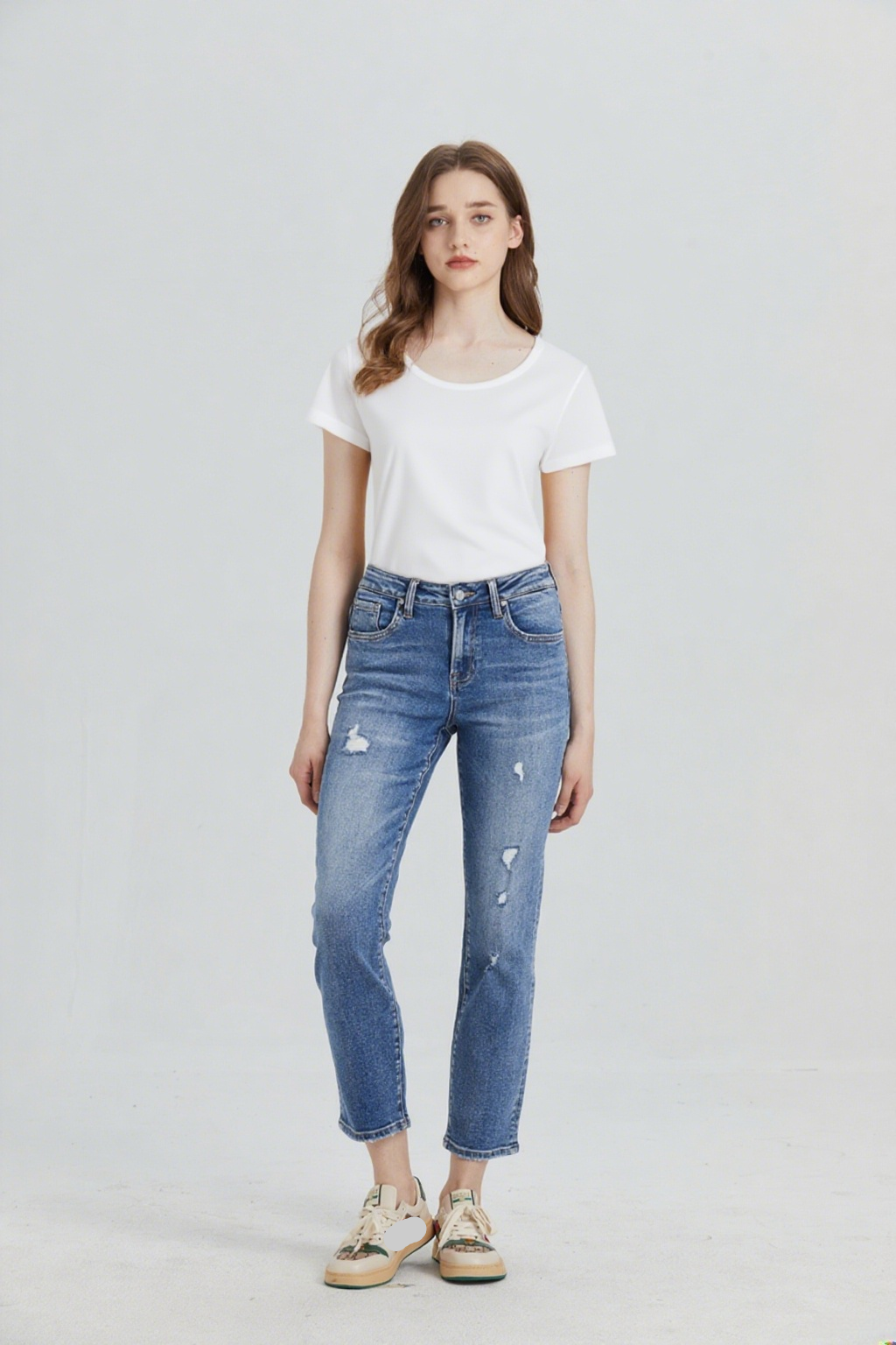 ONESO Women&#39;s Retro Mid-Rise Straight Leg Jeans