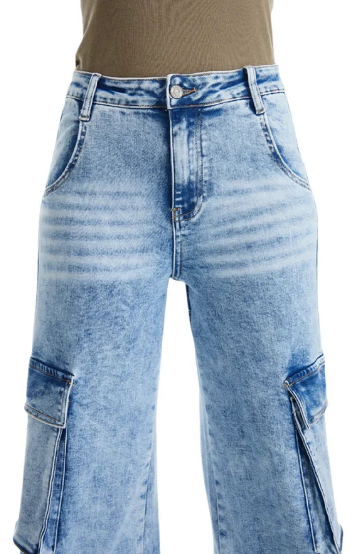 ONESO Vintage Snowflake Wide Leg Jeans with Oversized Side Pockets - Onesodenim