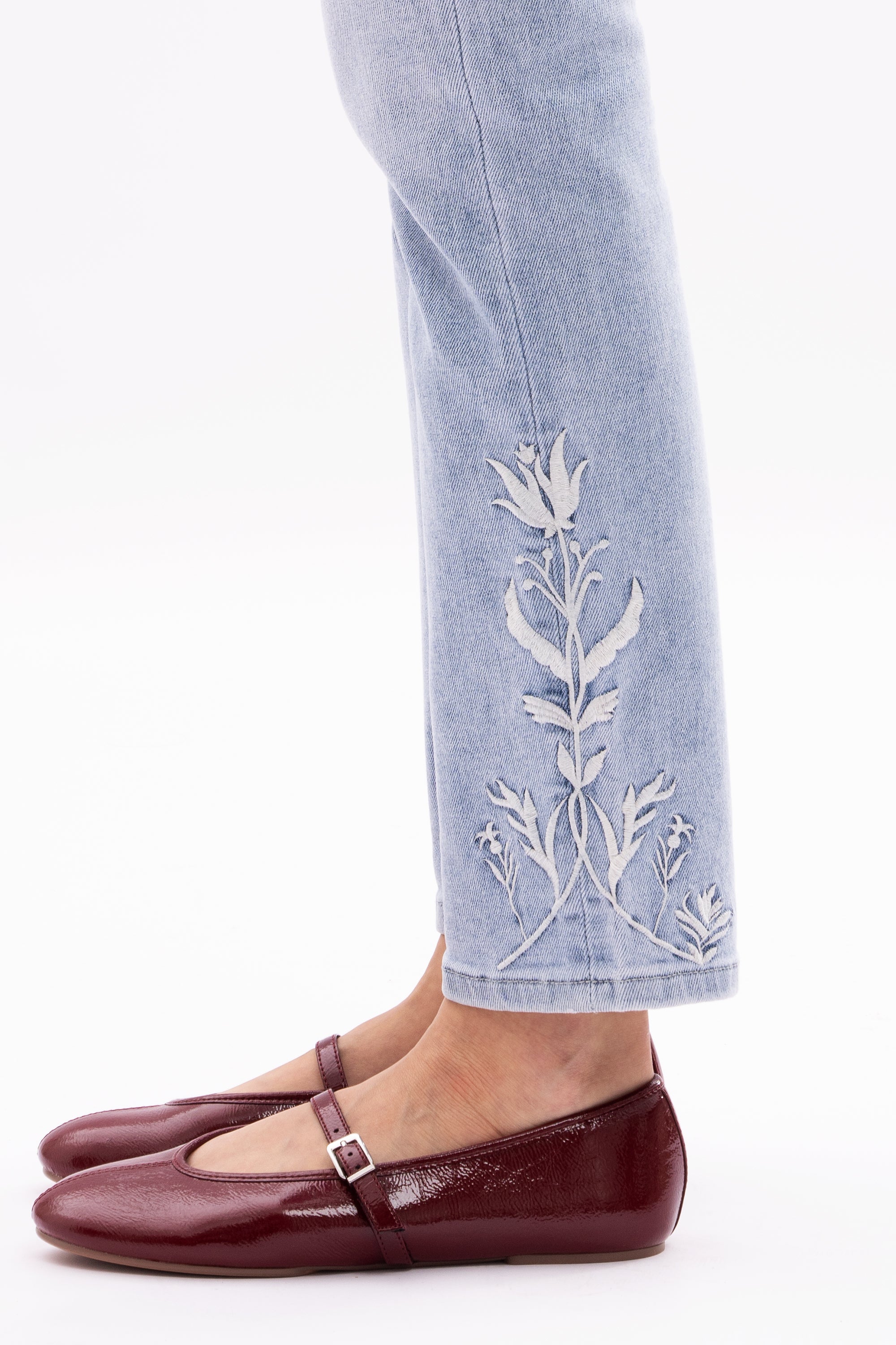 ONESO Bloomie Mid Waist EmbroideredHem Stretchy Jeans Women Straight Leg CasualDenim Pants