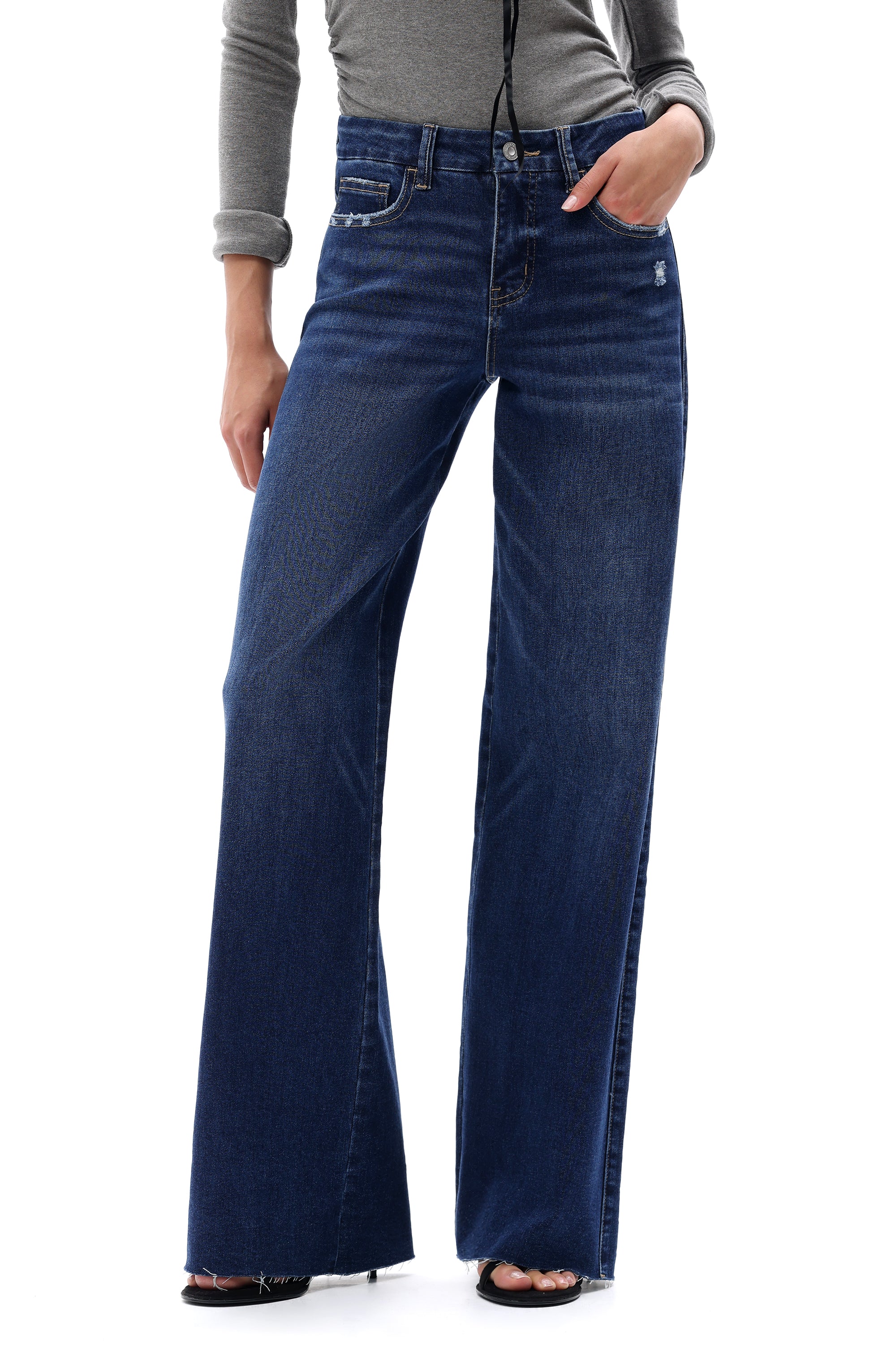 ONESO Coastal-Inspired Mid Rise Wide Leg Jeans