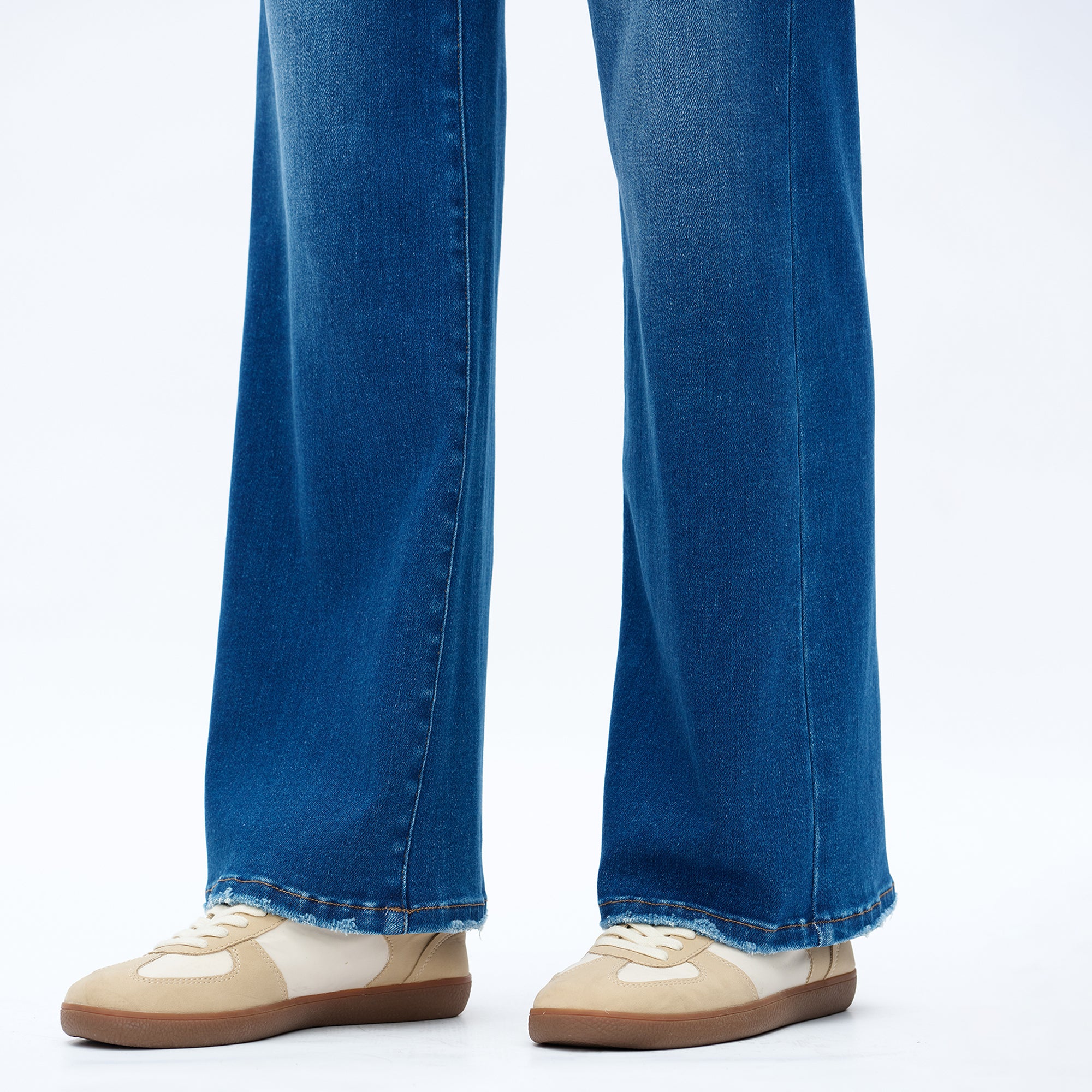 ONESO Women High Waist Wide Leg Jeans Retro Vintage Style Fit Comfortable Everyday Jeans