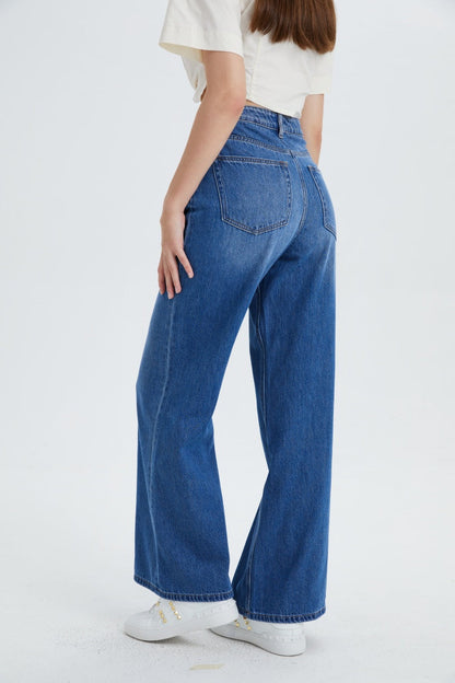 Women's Straight Leg Jeans Mid Waist Loose Stretchy