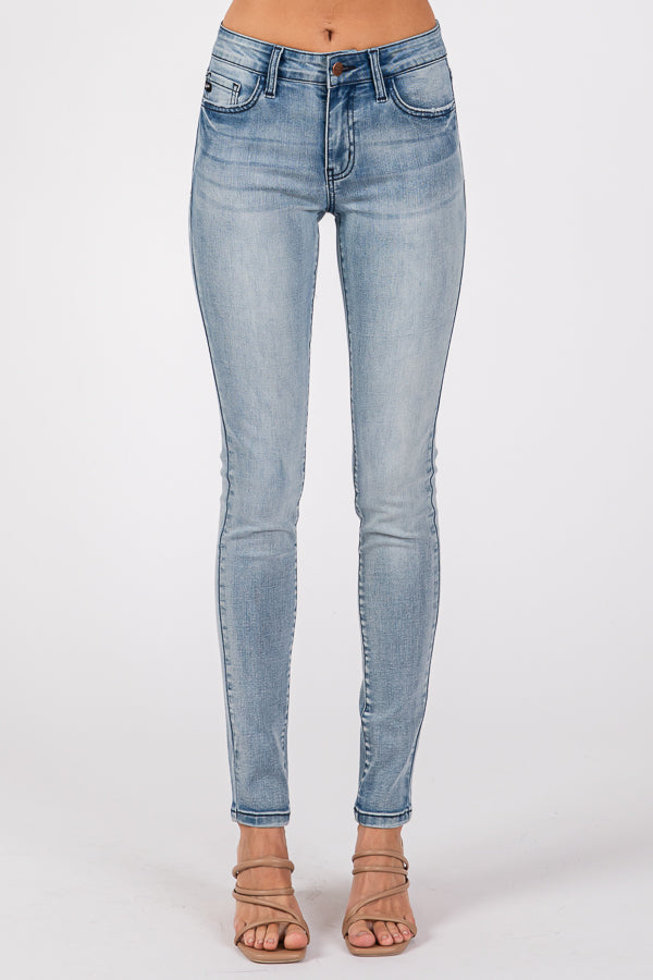 Women's Low Waist Shaping Skinny Plus Stretch Fabric Vintage Street Wear Skinny Stretch Butt Lifting Jeans