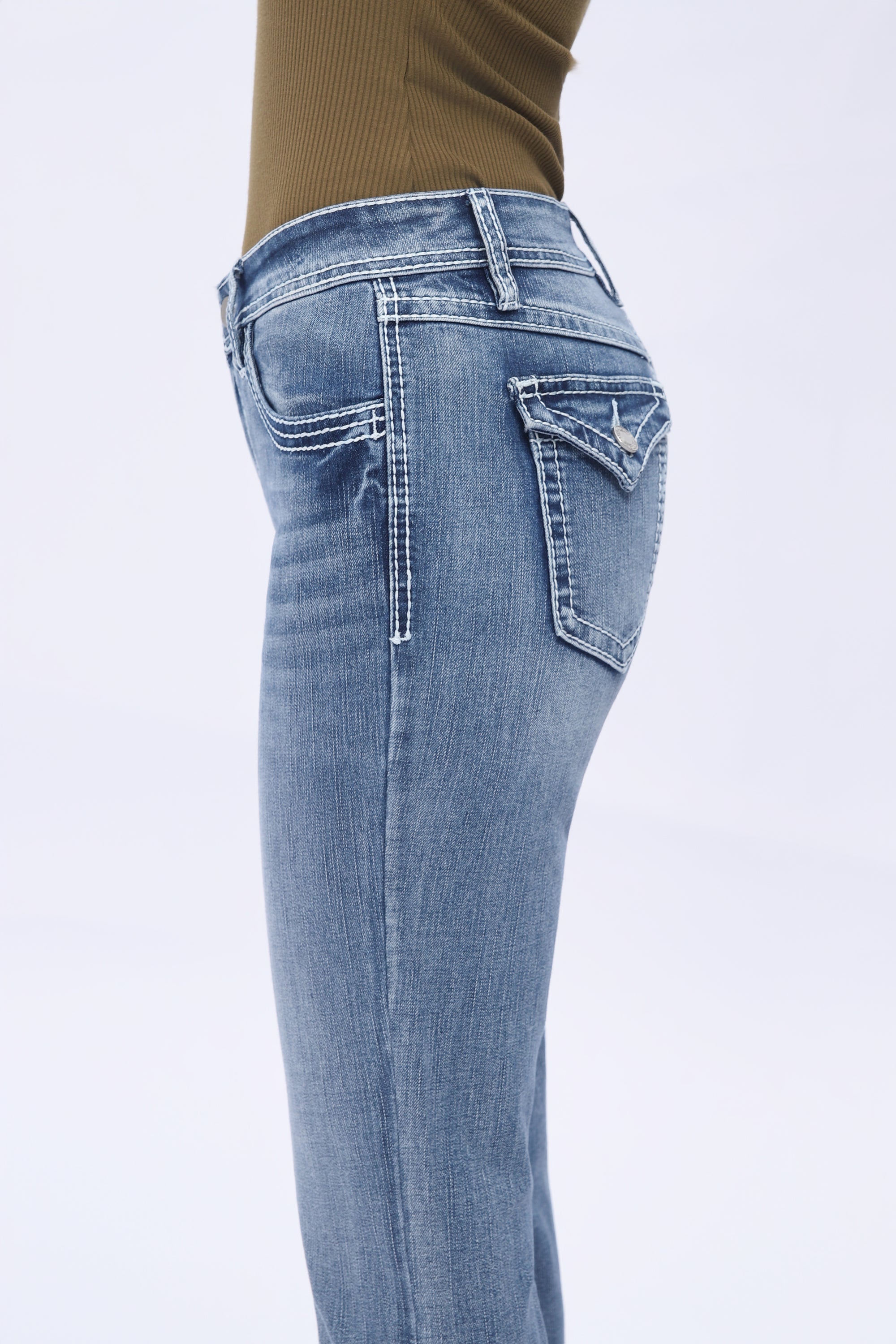 ONESO Women's Jeans Mid Rise Bootcut Mid Stretch Boot Cut Denim Pants Trendy Welt Straight Leg Denim Pants