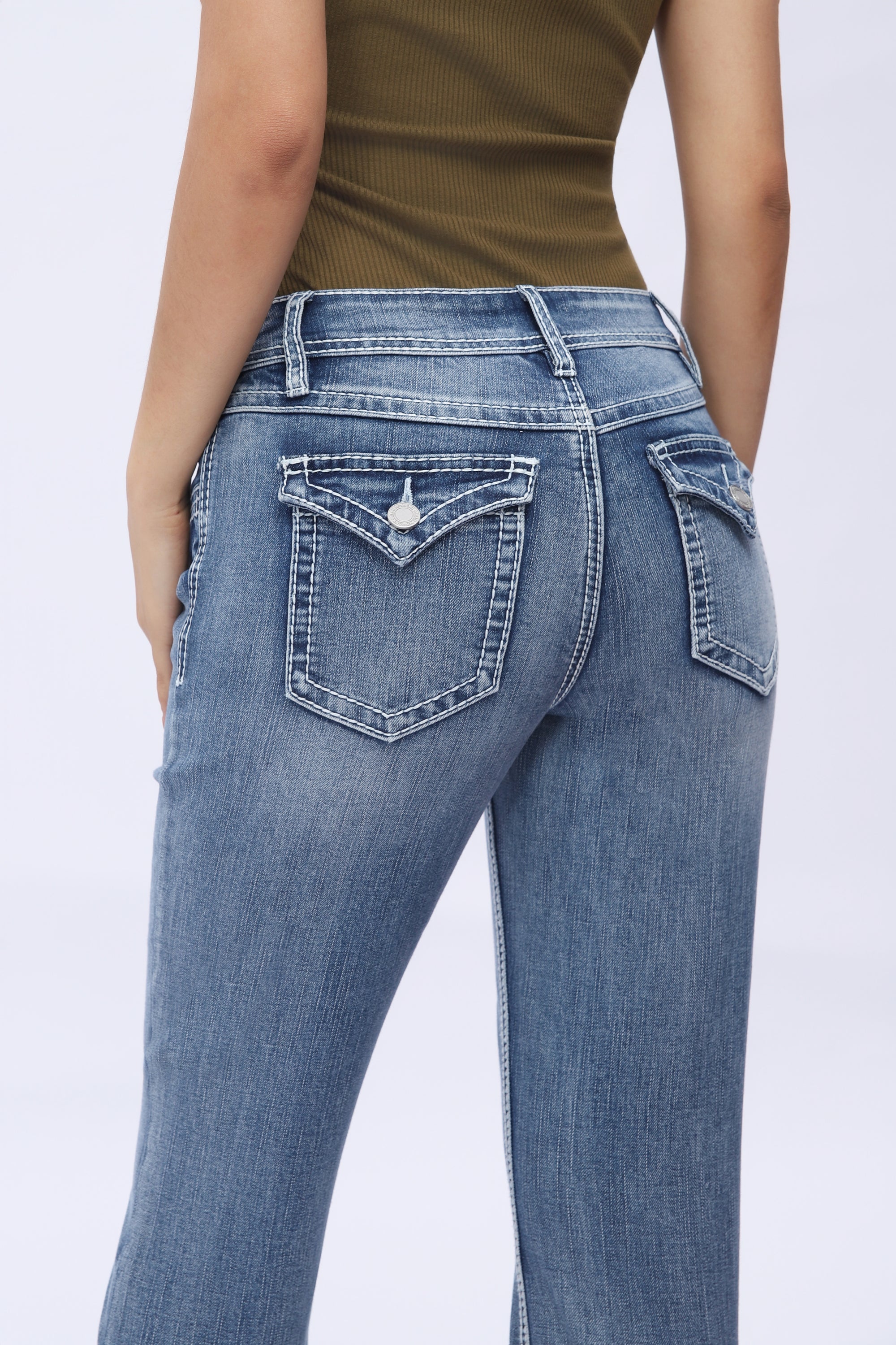 ONESO Women's Jeans Mid Rise Bootcut Mid Stretch Boot Cut Denim Pants Trendy Welt Straight Leg Denim Pants